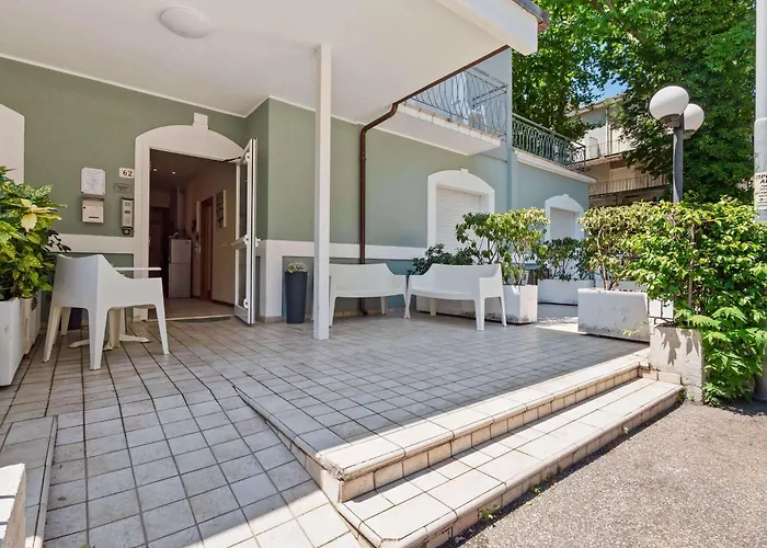 Aparthotel Riviera 3*