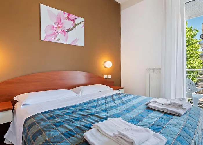 Riviera Aparthotel 3*