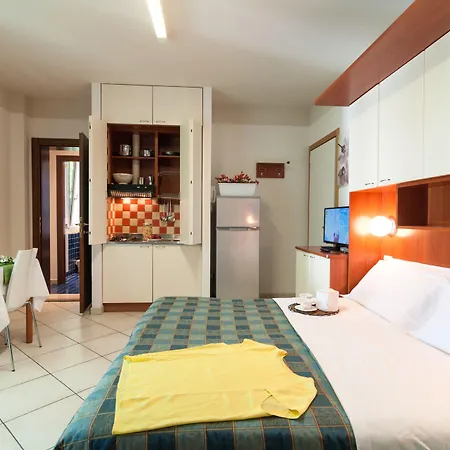 里维埃拉住处 公寓式酒店 3*