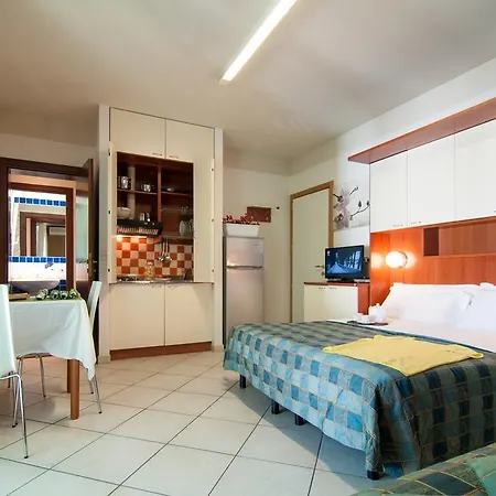 Riviera 3*