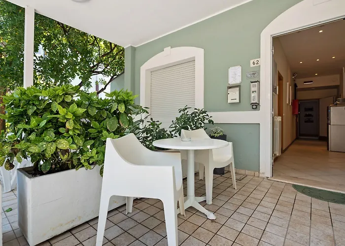 Riviera 3*